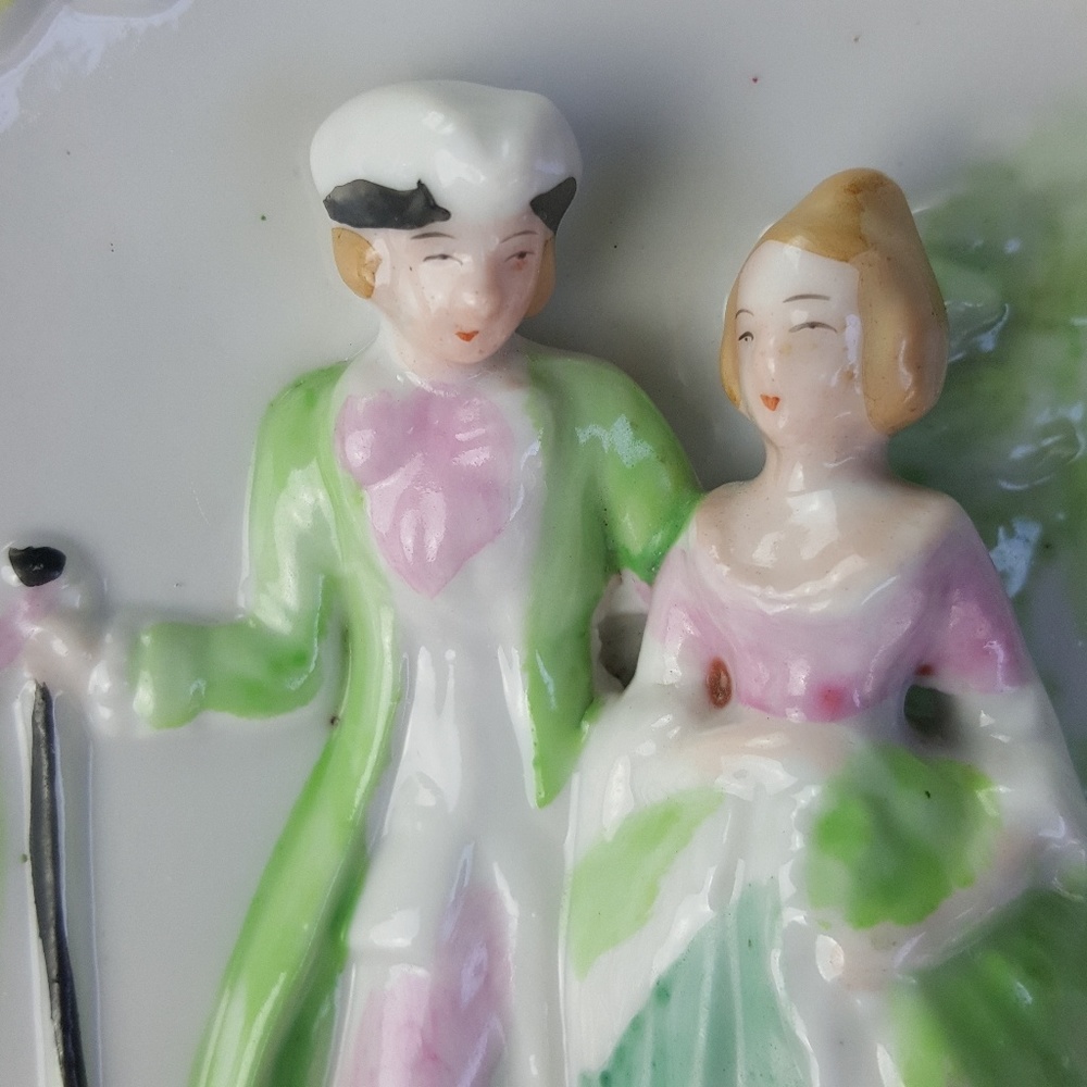 Vintage Hand Painted Victorian Couple 3D Decor Art - Picture 5 of 8